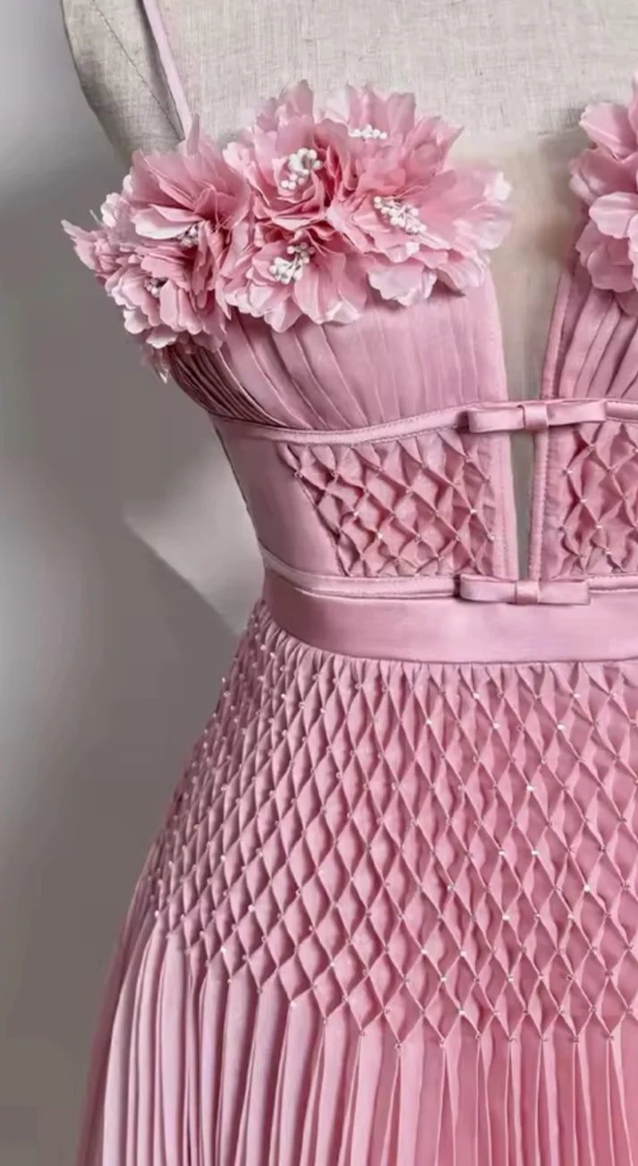 Beautiful Flower Pleated Maxi Dress