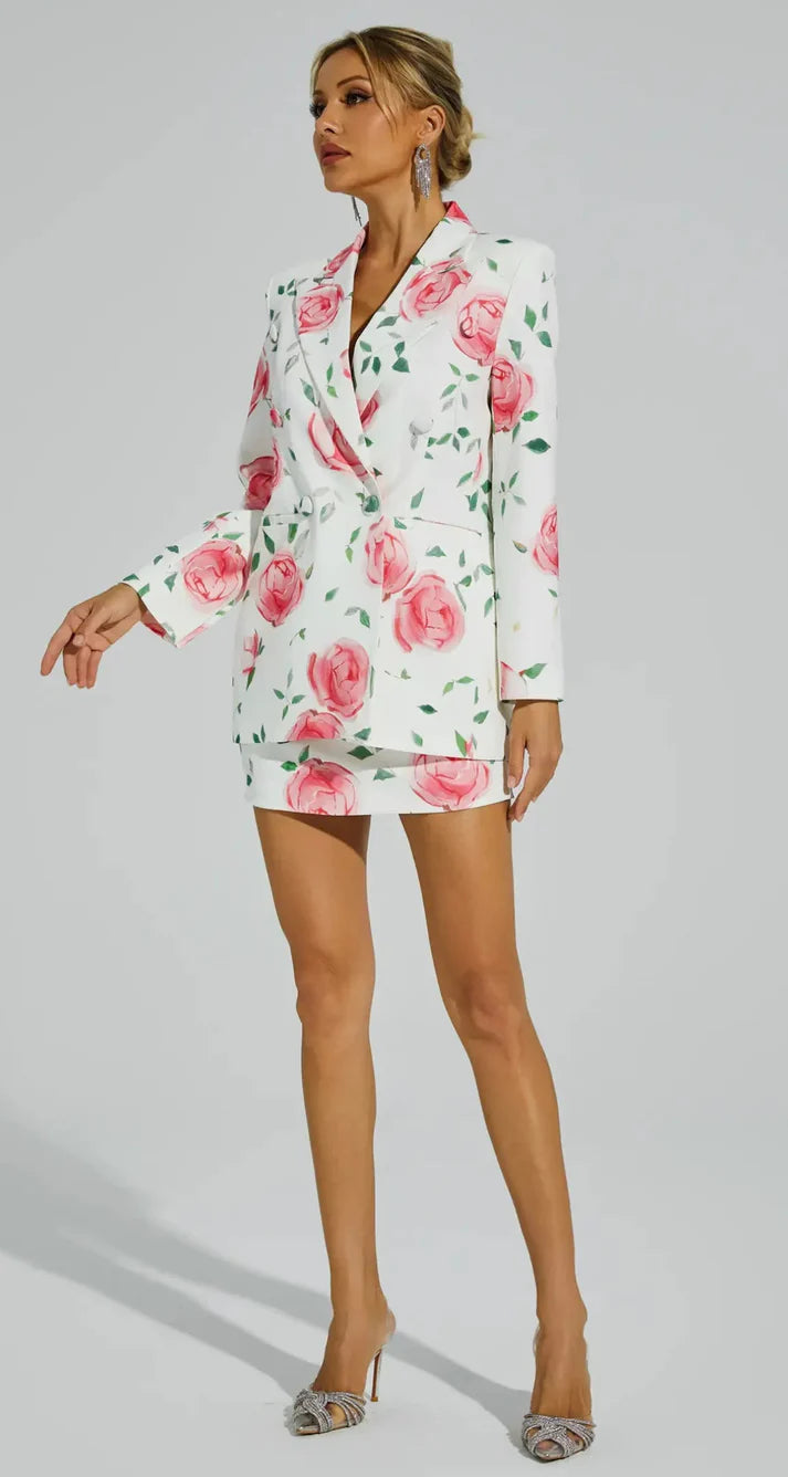 De Toute Beauté Rosey Suit
